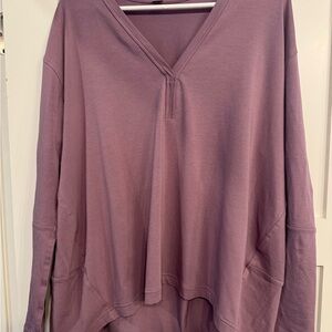 Women's V-Neck Lavender Top